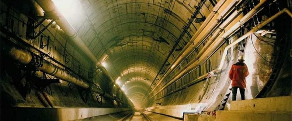 tunnel_manica